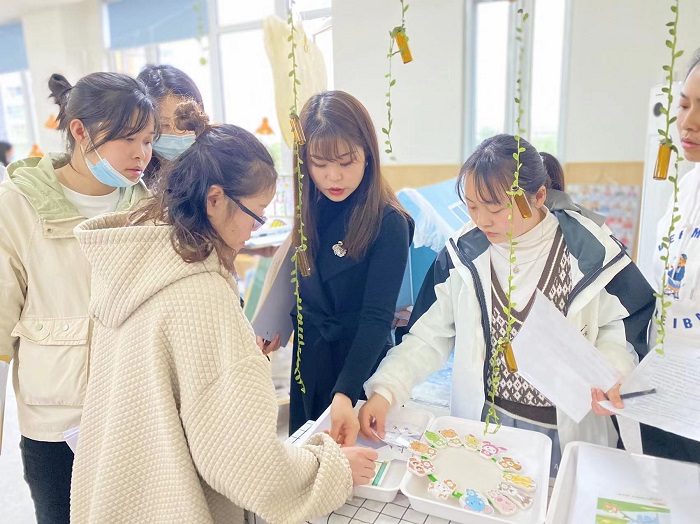 环伴成长境享童年记双流区怡心第六幼儿园班级环境创设评比研讨活动