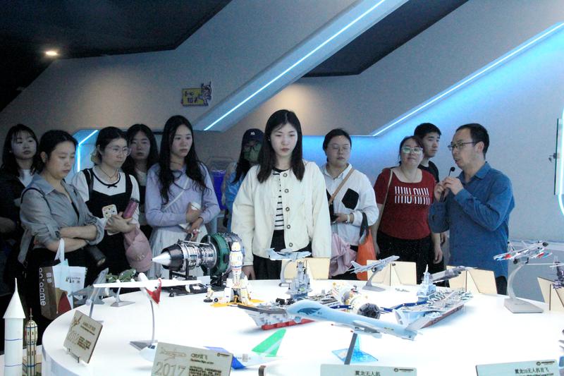20250416三台县骨干教师访校 (78)