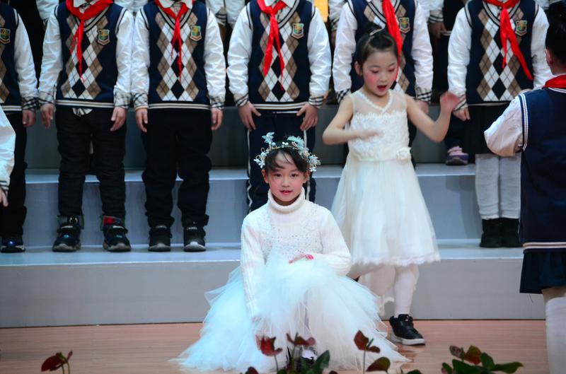 20191231艺术节班级合唱 (16)