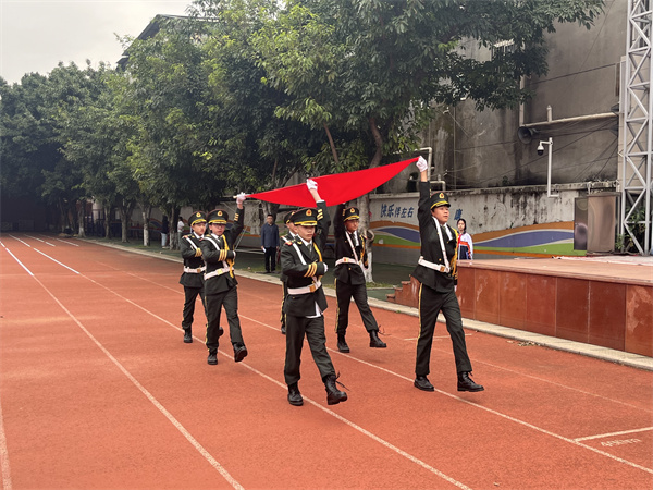 守法学法升旗仪式 (3)