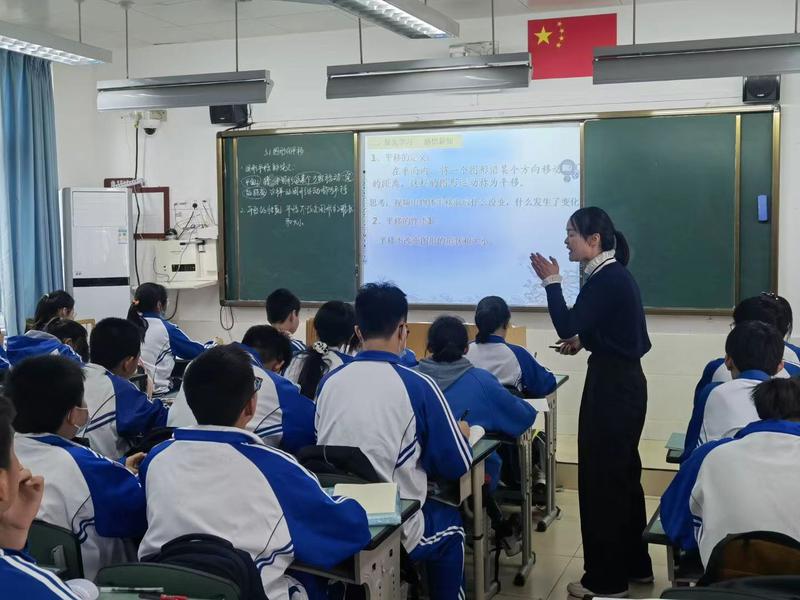 贺红梅老师上课