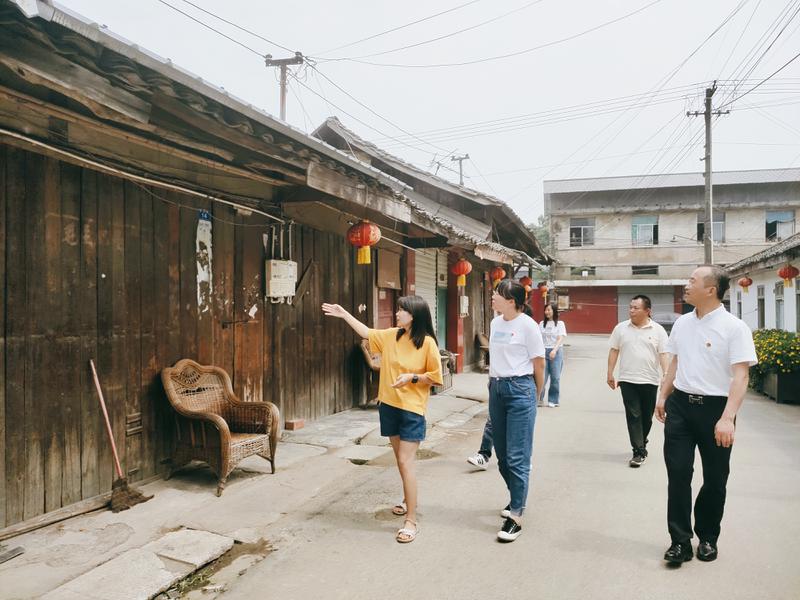 参观旧址